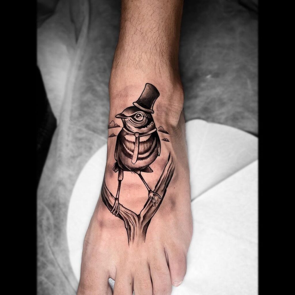 EL HOMBRE ORGANICO TATTOO