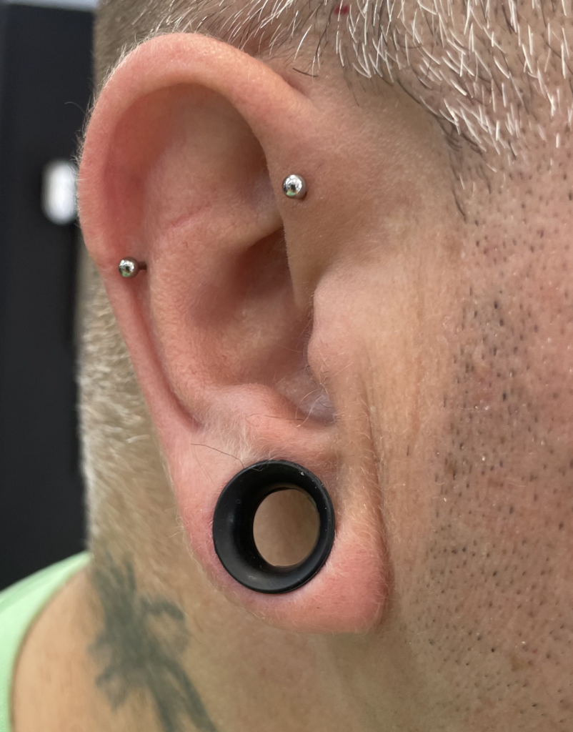 Piercing Contrahelix